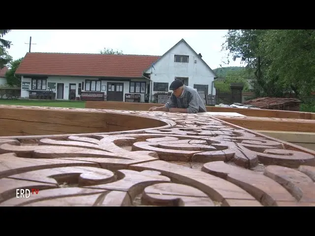 Wood carving, the traditional symbol of the Haszmann carving workshop in Cernat