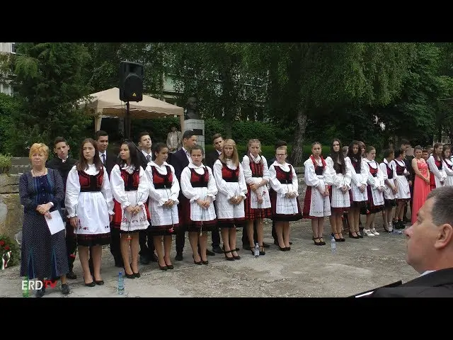 Graduation of eighth graders at Gaál Mózes High School. 2017