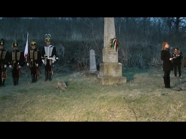 Bowing and laying wreaths at Zathureczky Cemetery