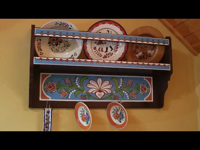 Carpentry and folk furniture painting at the Soós family in Vârghiș