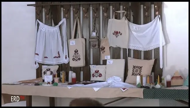 Embroidery and beads course in Bățanii Mari