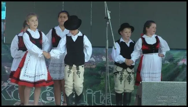 Vârghişi dance group. Kalotaszeg dance and popular games for children