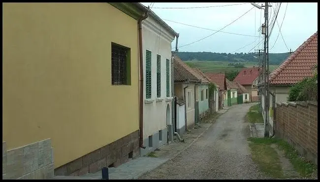 Who lived and how did they live in Baraolt? GÁT Street and KULCSÁR Street