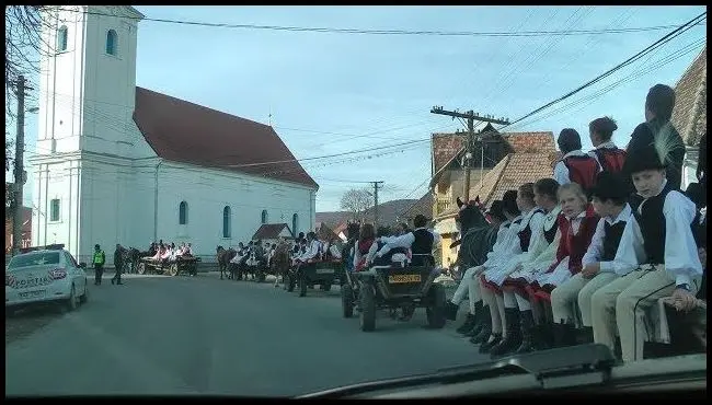 Vârghiș schoolchildren's harvest fun 2017