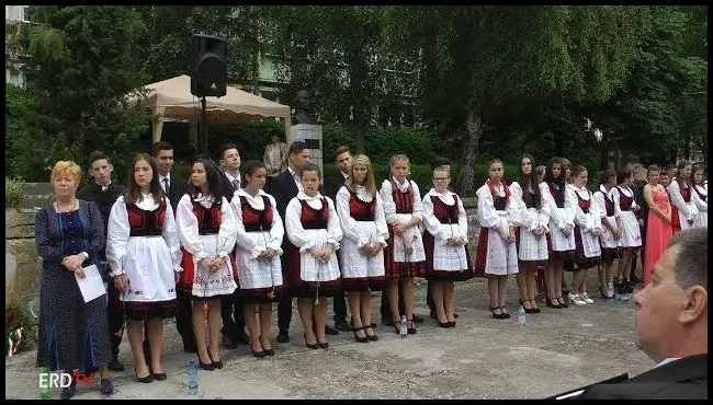 Graduation of 8th grade students at Gaál Mózes High School. 2017